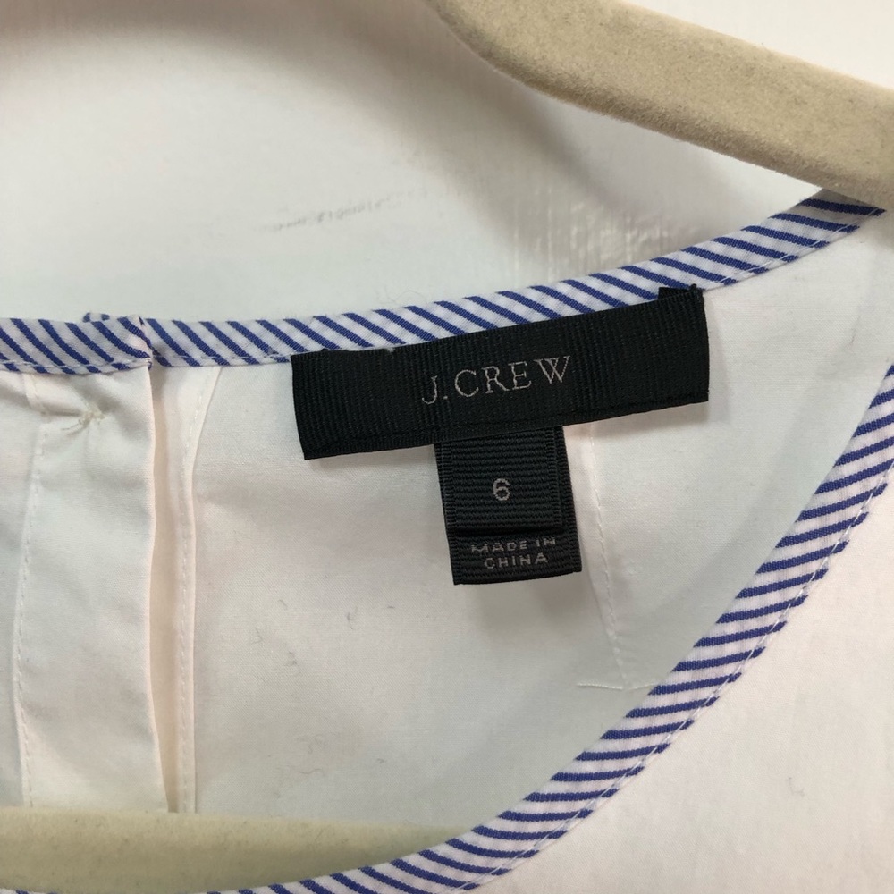 J.Crew white button back top tipped bell sleeve size 6 crew EUC cotton poplin - Picture 3 of 9